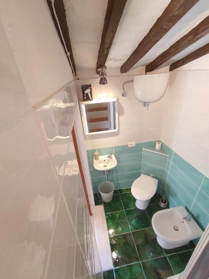 דירות פוג'יבונסי Attico Casa Via Rocca Sole מראה חיצוני תמונה